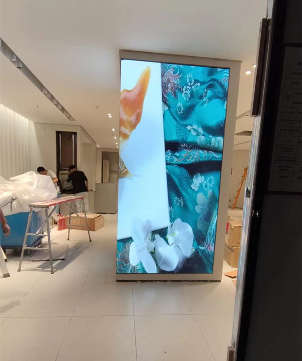 灵宝商场门店转角LED显示屏